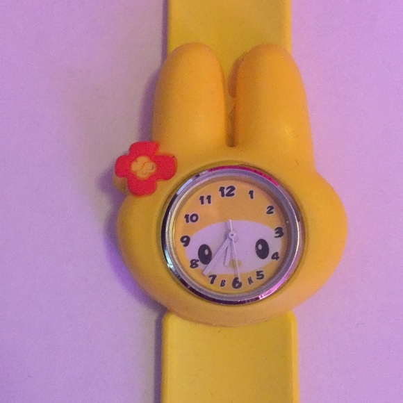 Hello kitty friend strap watch 💛🎀🕗🎀💛 - Picture 7 of 16